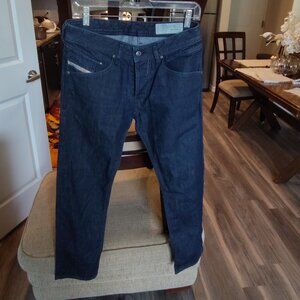 Diesel Larkee Jeans Sz 30 X 28 Relaxed Straight Dark Wash 88z 100% Cotton Italy